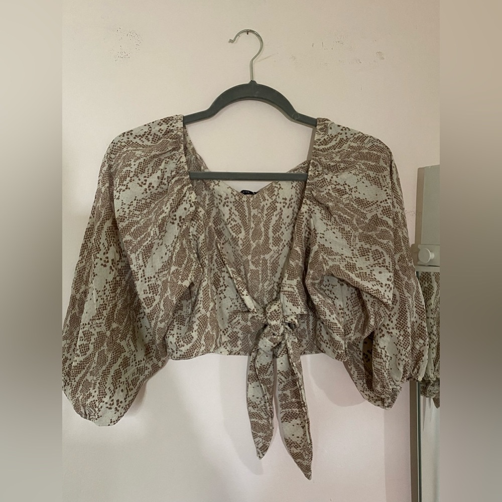 White tie-from snake skin print top, size S